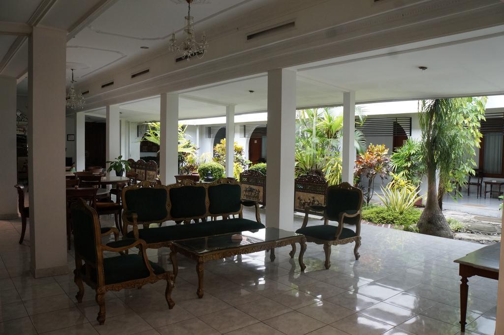 Hotel Kirana Yogyakarta Exterior photo